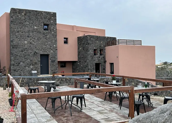 Golden Moments Luxury Stone A Lägenhetshotell Mesaria