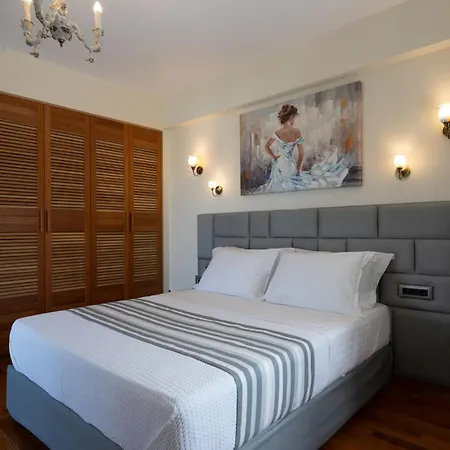 Golden Moments Luxury Stone A 4*