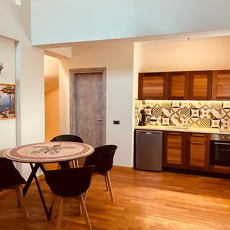 Golden Moments Luxury Stone A Mesaria